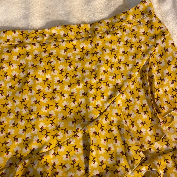 NEW ORIGINALITY MIDI Floral Skirt - Picture 2 of 5